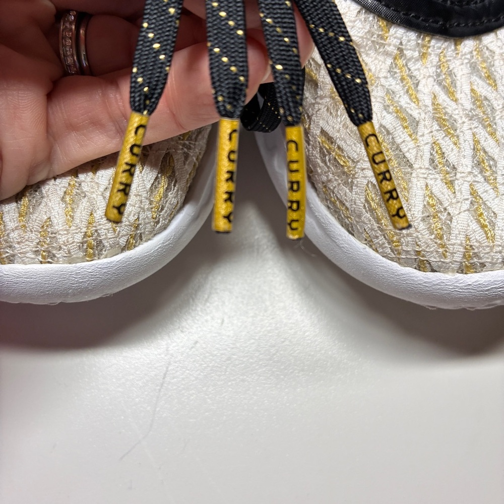 Under Armour Curry Flow 9 - Picture 10 of 16